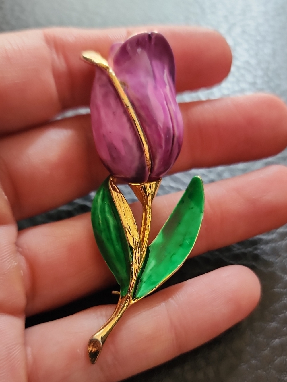 VTG Gold-Tone Pink Tulip Brooch with Green Enamel Leaves